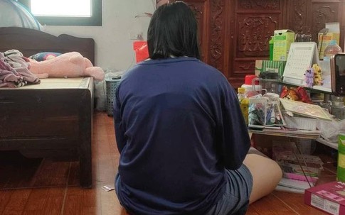 Vụ án bé gái 12 tuổi ở Hà Nội sắp sinh con: Cấm đi khỏi nơi cư trú một đối tượng