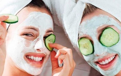 Cách chăm sóc da mặt trắng mịn tại nhà