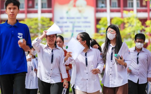 'Cuộc đua khốc liệt' vào lớp 10 trường công lập tại TP Vinh