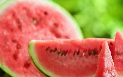 Ăn dưa hấu nhớ kỹ những lưu ý này để tránh rước bệnh vào thân