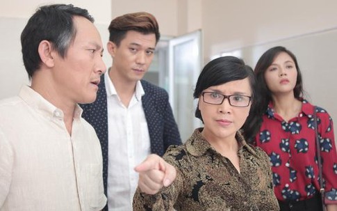 Ra mắt nhà chồng sau lễ cưới, tôi vội vàng bỏ về nhà bố mẹ đẻ khi gặp một người ở đó