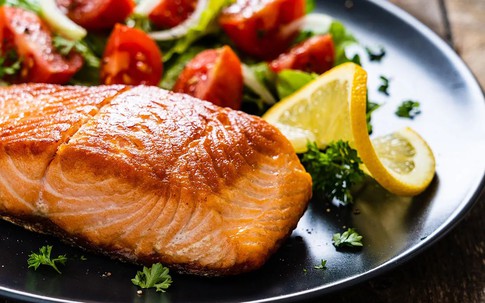 2 loại cá hấp dẫn, đưa cơm nhưng là 'kẻ thù' của người bệnh cao huyết áp