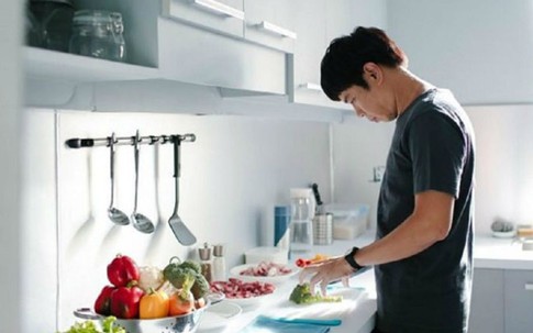 Cuộc ngoại tình của ông chồng nội trợ