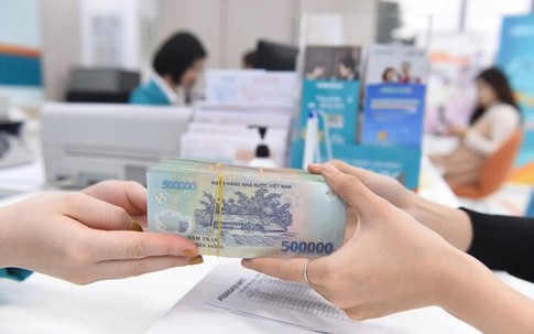 So sánh lãi suất Vietcombank, MBBank: Gửi 500 triệu đồng tiết kiệm cho lãi bao nhiêu là nhiều nhất?