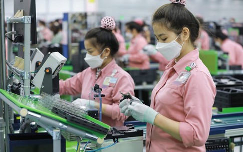 Người lao động khu vực Hà Nội đón tin vui về tăng lương tối thiểu vùng
