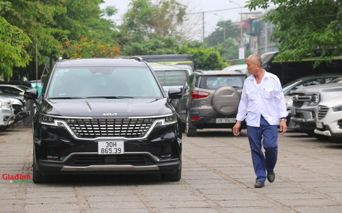 Sau hơn 3 tháng thí điểm trông, giữ xe không dùng tiền mặt, Sở GTVT Hà Nội nói gì về những sự cố? 