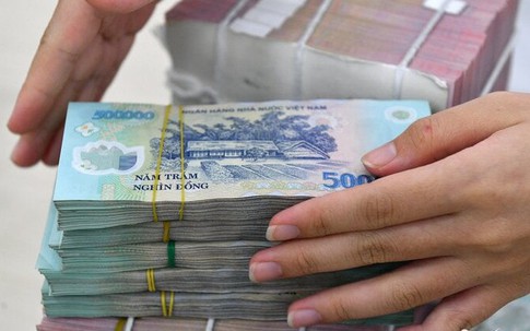 Ngân hàng lãi suất cao khi gửi tiết kiệm 12 tháng: Gửi 500 triệu đồng nhận bao nhiêu tiền lãi?
