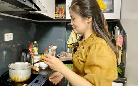 Cuộc sống mới của 2 mẹ con nhảy từ tầng 9 sau một năm vụ cháy chung cư mini