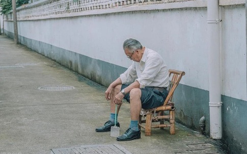 Ở 1 năm trong viện dưỡng lão, U75 nhận ra: Chẳng phải con cái, đây mới là nơi “trú ẩn” cuối đời