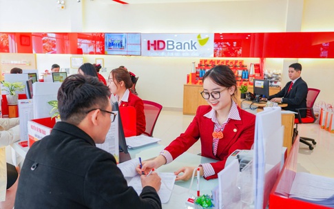 “Mưa quà tặng” khi gửi tiết kiệm tại HDBank