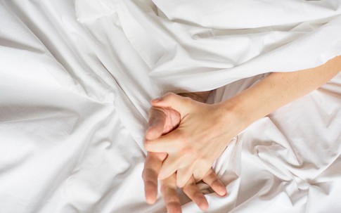 Thổi bùng đam mê với 4 cách kết nối cảm xúc