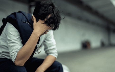 Nhìn 4 thói quen này, biết ngay vì sao nhiều đàn ông thông minh vẫn có cuộc đời thất bại