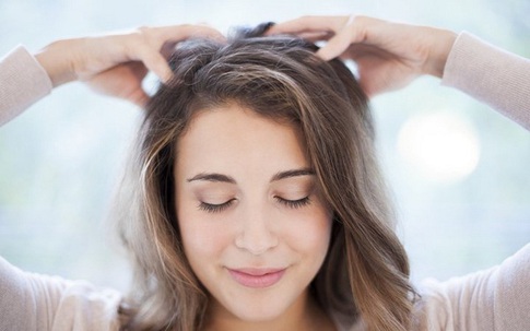 Thử thách 7 ngày chăm sóc tóc: Bí quyết cho mái tóc khỏe mạnh, mượt mà và dày dặn tự nhiên