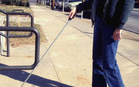 Giả vờ mù suốt 50 năm để trục lợi tiền an sinh