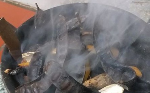 Cách xông nhà cửa sau ngập lụt để đẩy khí xấu đón khí tốt vào nhà, ai cũng nên biết