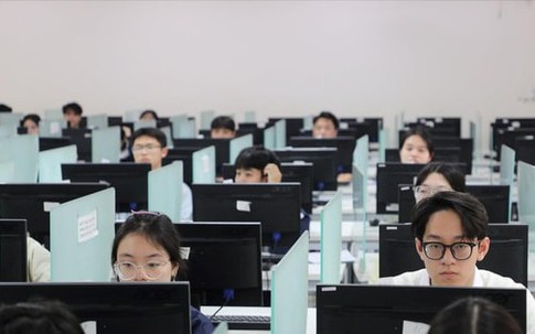 Tháng 6/2027, thi tốt nghiệp THPT trên máy tính ở nơi đủ điều kiện