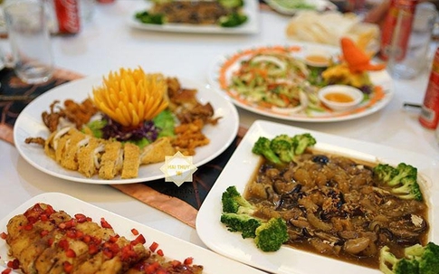 Lễ mừng thọ mẹ làm 80 mâm nhưng làng xóm không ai đến: Bài học cho cô gái lấy chồng giàu từng được cả làng yêu quý