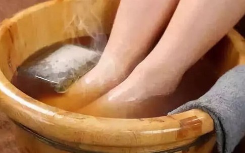 8 sai lầm khi ngâm chân gây hại sức khỏe