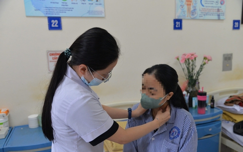 Hay hồi hộp, bướu cổ to, cô gái 26 tuổi được phát hiện mắc bệnh cực hiếm