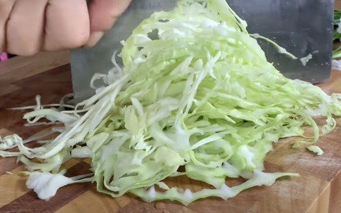 Thứ rau mùa đông giúp xương khớp khỏe mạnh, nấu vài phút là có món ngon ấm bụng, bổ dưỡng trời lạnh