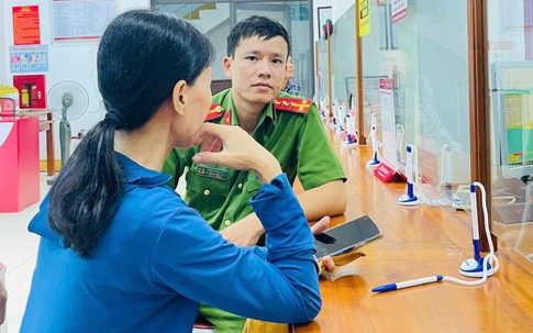 Giăng bẫy qua điện thoại, mạo danh công an để lừa người dân