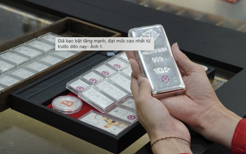 Giá bạc ngày 3/10: Bạc thế giới 'rơi tự do' trong đêm, thị trường trong nước giảm mạnh đầu phiên nhưng nhanh chóng tăng nhẹ