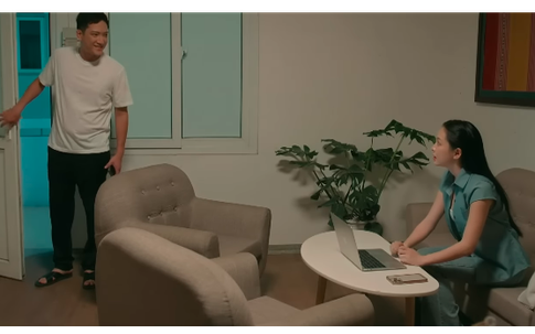 Nghiêm có ý đồ xấu với bạn gái của Đức, Thư nhắn tin cho Biên