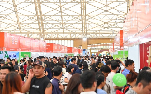 UBND Hà Nội và Bộ Công thương cùng đề nghị dừng thực hiện việc tổ chức bắn pháo hoa nổ tại Lễ Bế mạc Hội chợ Mùa thu