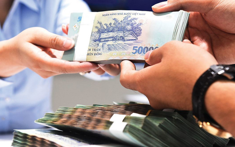 Ngân hàng bất ngờ tung lãi suất tới 6% cho kỳ hạn 6 tháng