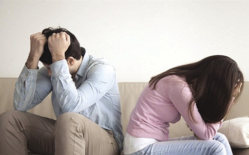 Dấu chấm hết cho cuộc hôn nhân 6 năm, sau hành động của chồng trong đêm mưa ngập