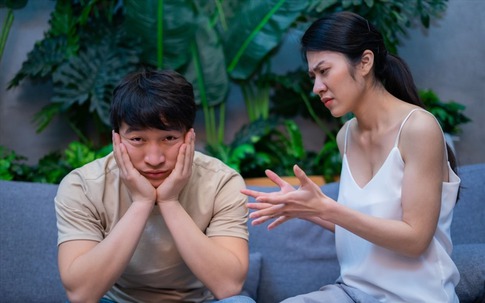 Sáng nắng chiều mưa: 4 cung hoàng đạo nam thay đổi thái độ nhanh hơn thời tiết