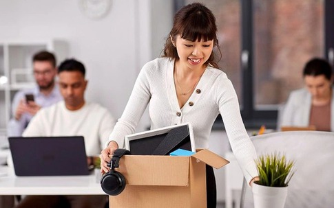 Thạc sĩ 35 tuổi nhảy việc 30 lần vẫn thất nghiệp: Cái giá của việc không có giá trị