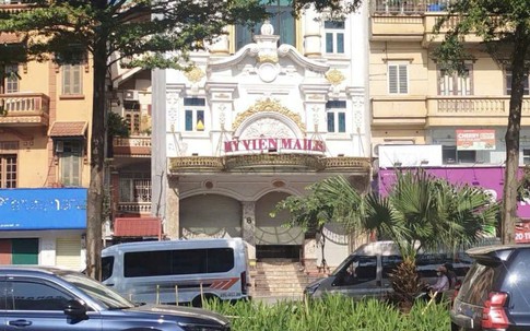 Lực lượng chức năng xuất hiện tại thẩm mỹ viện Mailisa ở Hà Nội