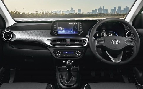 Trải nghiệm Hyundai Grand i10 bản SUV cỡ nhỏ giá 174 triệu đồng đẹp long lanh, rẻ hơn Kia Morning, chỉ như Honda SH bán ở Ấn Độ