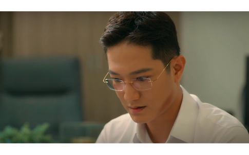 Nghiêm không thừa nhận, đổ lỗi AI tạo clip cưỡng bức