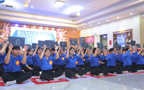 Cuộc thi "Rung chuông vàng" nâng cao kiến thức dân số và sức khỏe sinh sản trong trường học