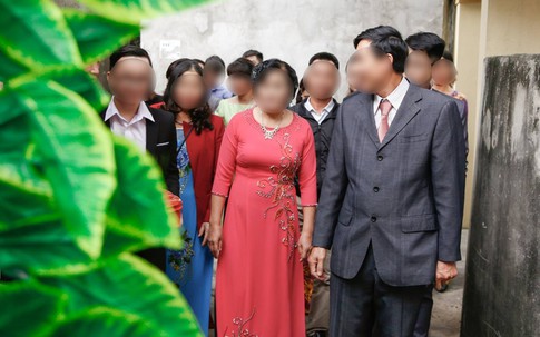 Đám cưới không vàng, không sính lễ, mẹ chồng nghèo tặng con dâu quà không ai ngờ