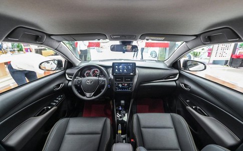 Bộ 3 sedan hạng B giảm giá sốc, chỉ từ 375 triệu đồng cực hút khách: Hyundai Accent, Toyota Vios còn bao nhiêu?