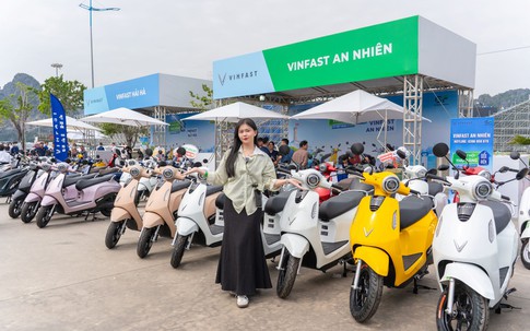 Gen Z hào hứng chuyển sang điện với dàn xe máy điện mới của VinFast