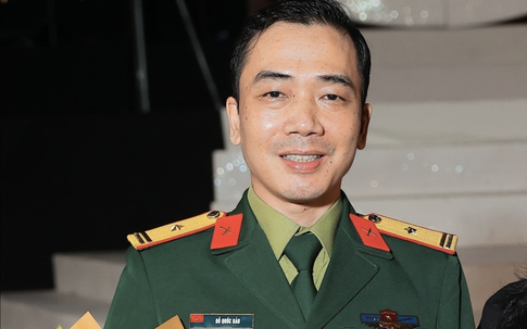 Nam nhạc sĩ mang hàm Trung tá vừa lên chức Giám đốc ở tuổi 47 là ai?