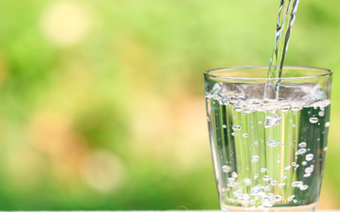 6 cách tự nhiên giảm đầy hơi và chướng bụng