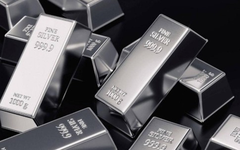 Giá bạc hôm nay 21/11: Thị trường trong nước rung lắc, giá giao dịch giảm hơn 500.000 đồng/kg