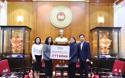 Tập đoàn BRG và Ngân hàng SeABank trao 5 tỷ đồng ủng hộ đồng bào khắc phục hậu quả thiên tai