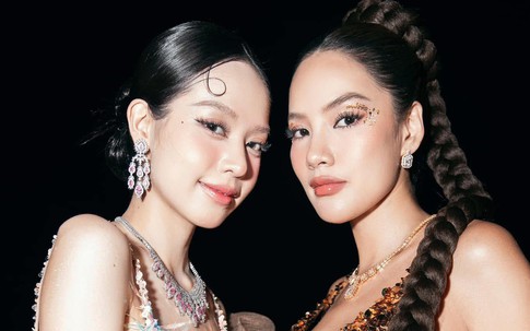 Mỹ nhân nhà Sen Vàng nhắn gửi Thanh Thủy trước thời khắc kết thúc nhiệm kỳ quốc tế