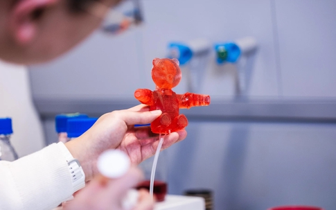 Robot này ăn được