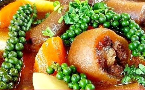 Cách làm món đuôi bò hầm tiêu xanh thơm ngon