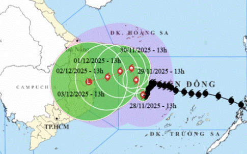 Bão số 15 diễn biến phức tạp, áp thấp nhiệt đới lại sắp tiến vào Biển Đông