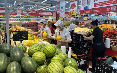 'Hà Nội đêm không ngủ 2025': Hàng ngàn mặt hàng giảm giá sâu để kích cầu tiêu dùng, hỗ trợ người dân vùng bão