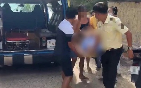 Nam du khách Nga bị sóng cuốn tử vong ở biển Mũi Né