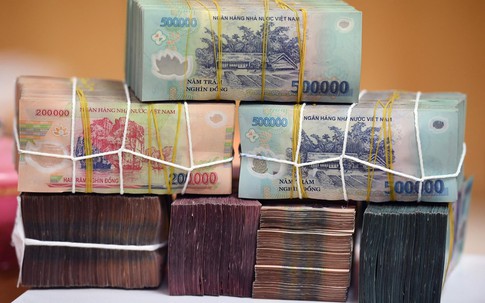 Lãi suất Vietcombank, BIDV, Agribank mới nhất tháng 11: Gửi 200 triệu đồng chênh lãi ra sao?